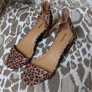 Cushionaire Women's Alba One Band Mid Block Heel Sandal leopard